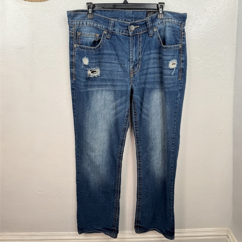 ⭐️T.K. Axel Jeans Mens 36x34 Blue Medium Wash Relaxed Straight Distressed